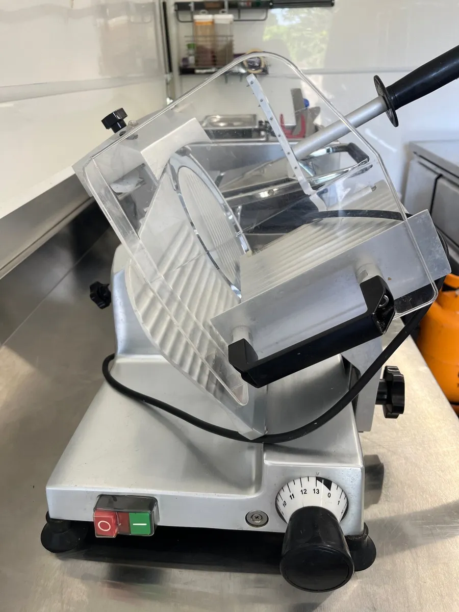 Kitchen equipment - Image 3