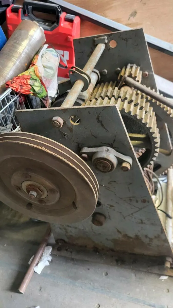 Winch - Image 2