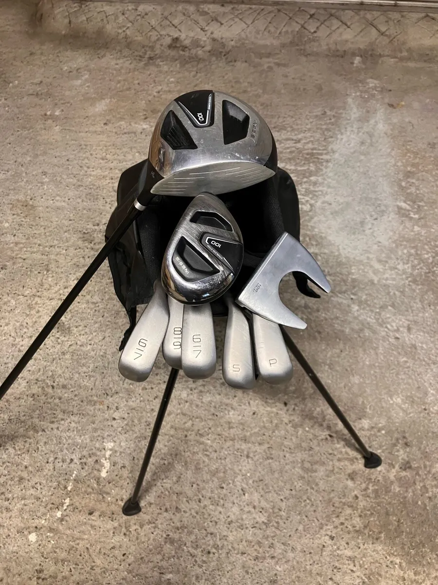 Set of Golf Clubs - Image 3
