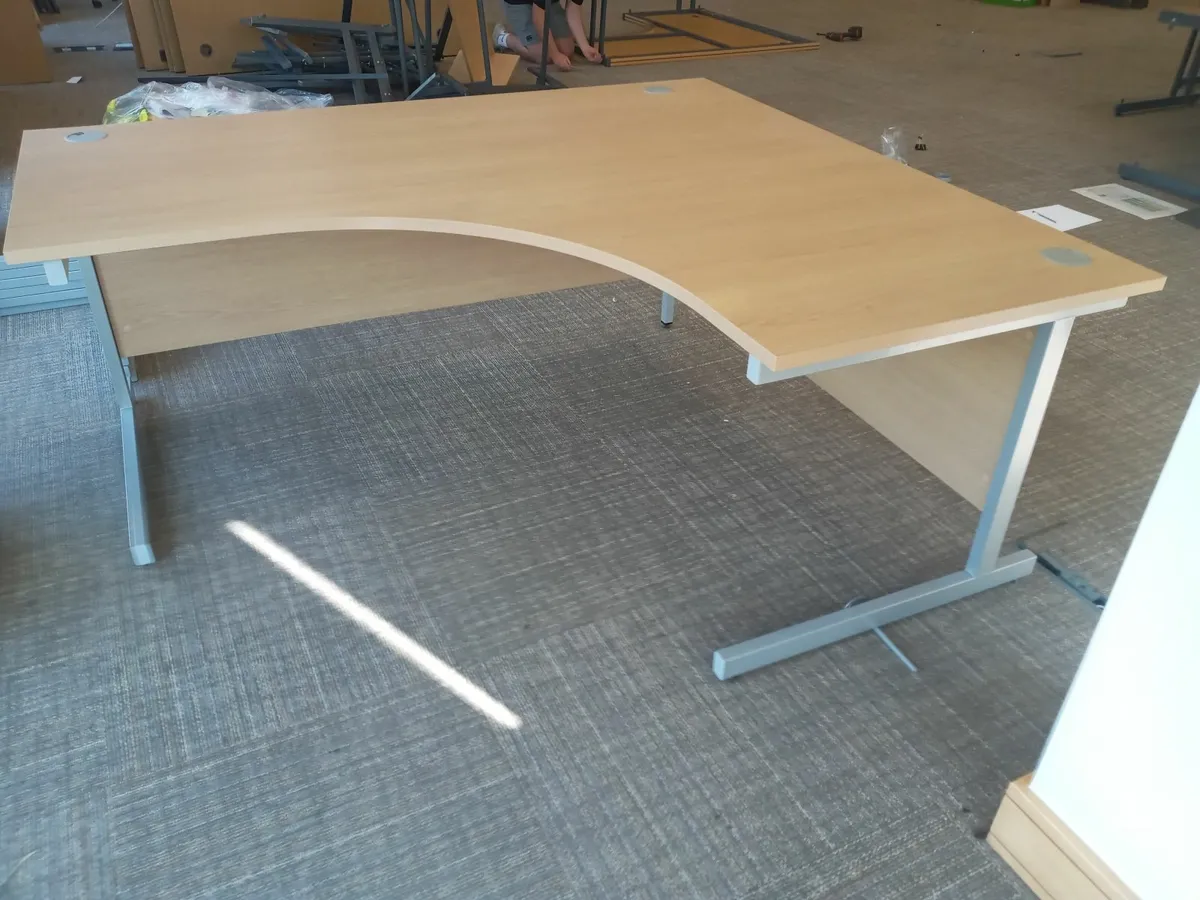 Delivery - 16 x Large Office Corner Desks - Image 4