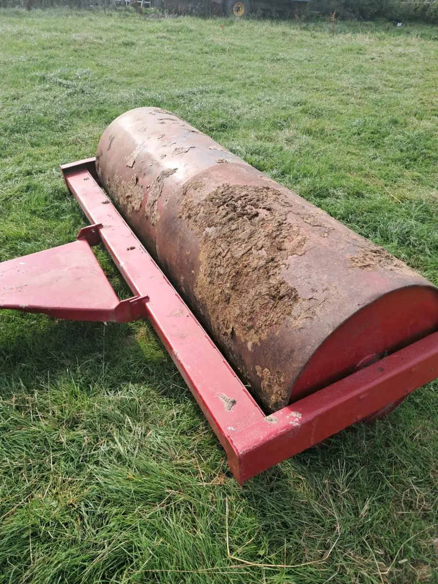 Ford Tractor 8 Foot Land roller - Image 1