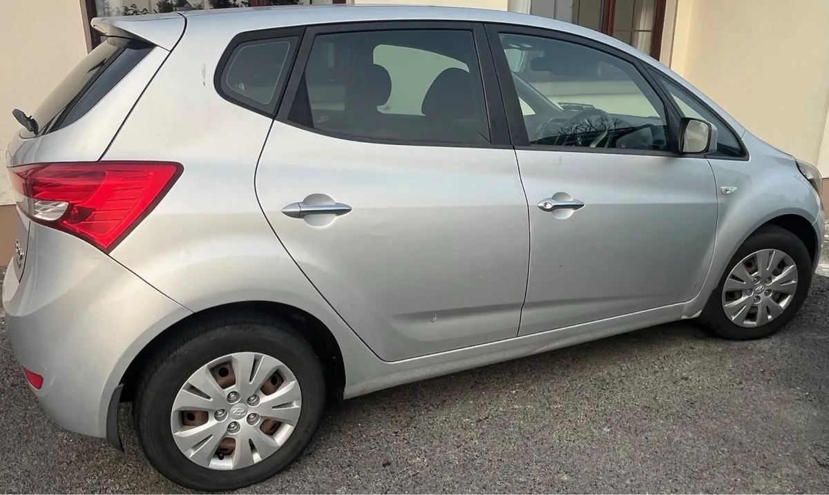 Car For Sale - Image 3