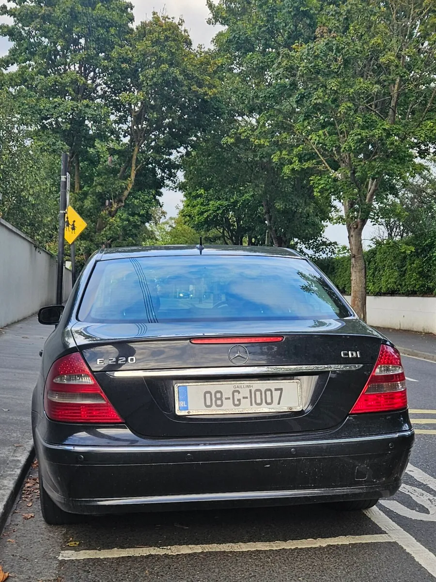 2008 Mercedes E220 diesel - Image 3