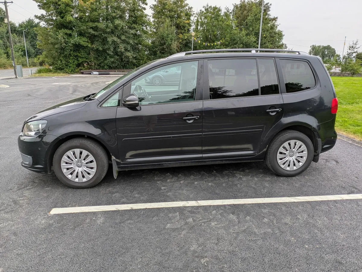 Volkswagen Touran 2012 1.6D 7-SEATER - Image 4