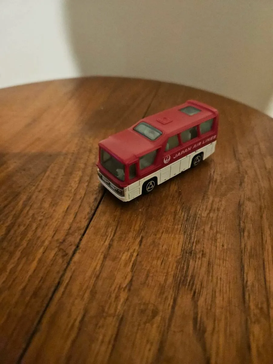 Corgi Majorette Bus - Image 1