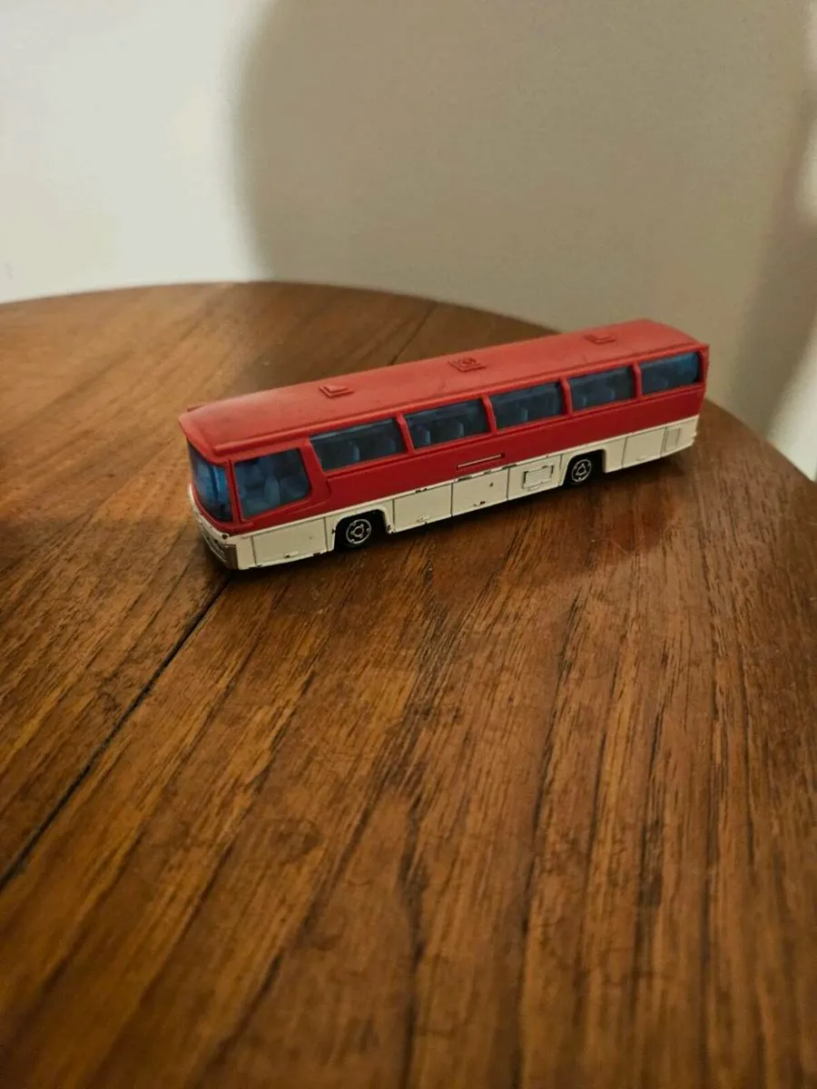 Corgi Majorette Bus - Image 3