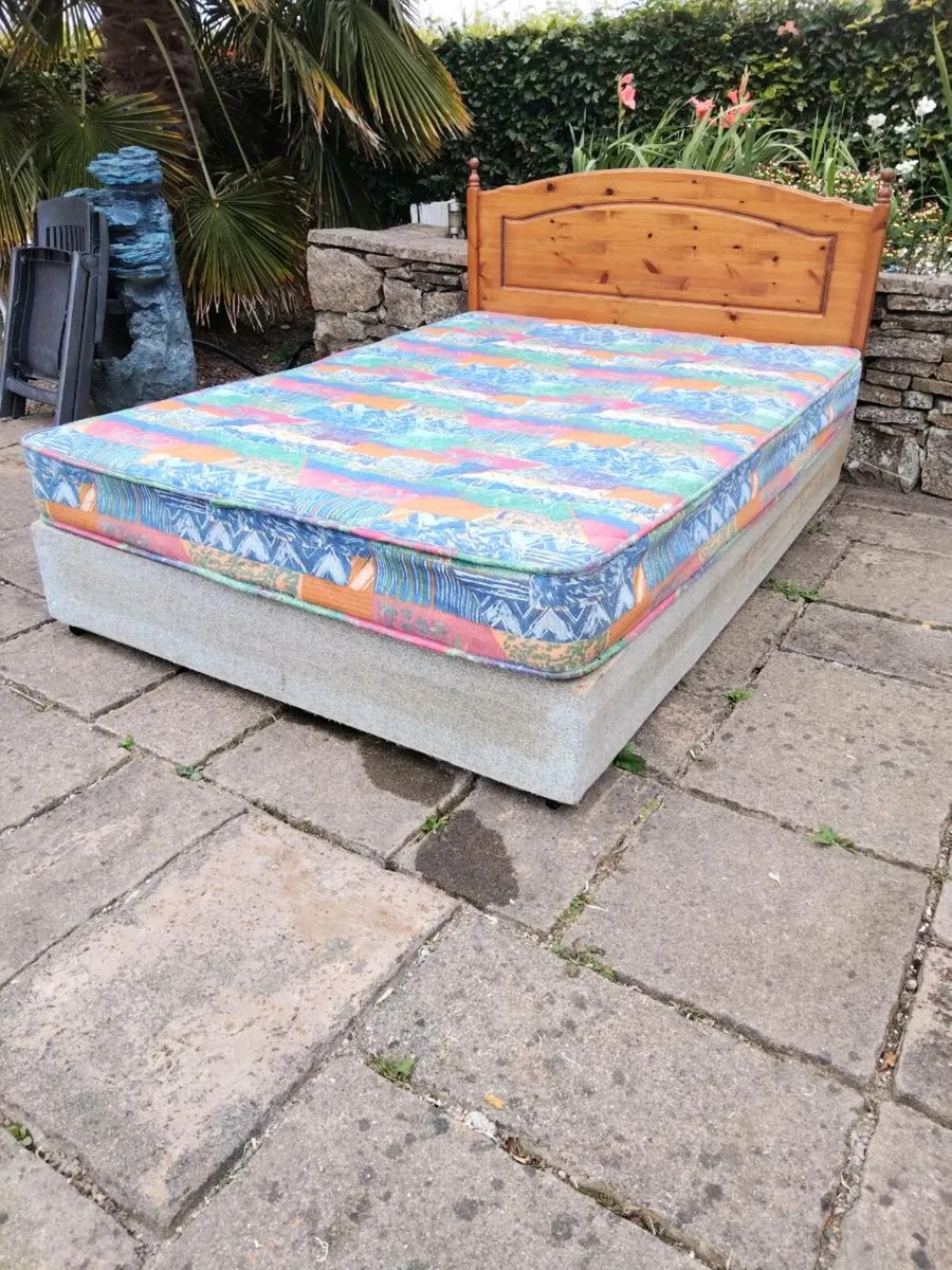 Pine Bed - Image 3