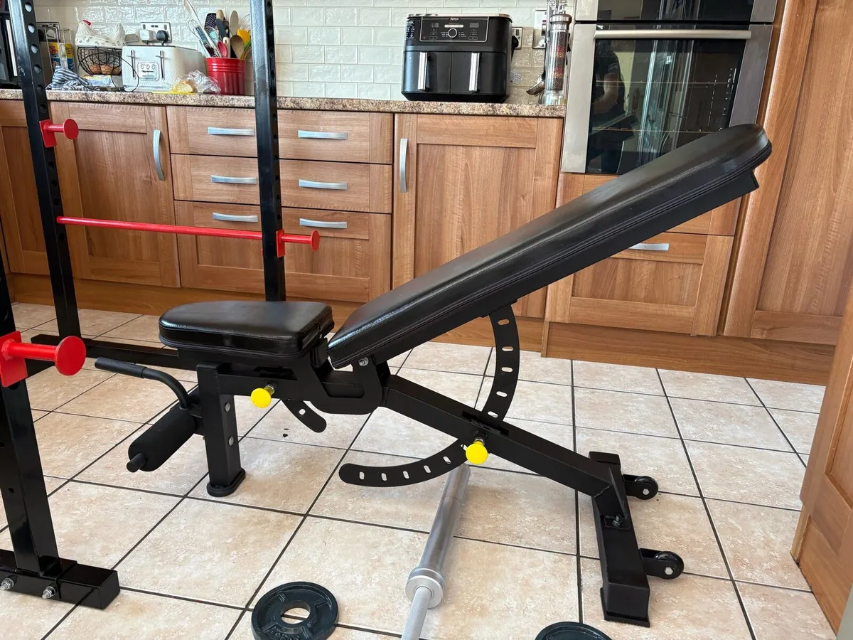 BRILLIANT GYM FULL WEIGHTLIFTING RACK TRICEP SET! - Image 3