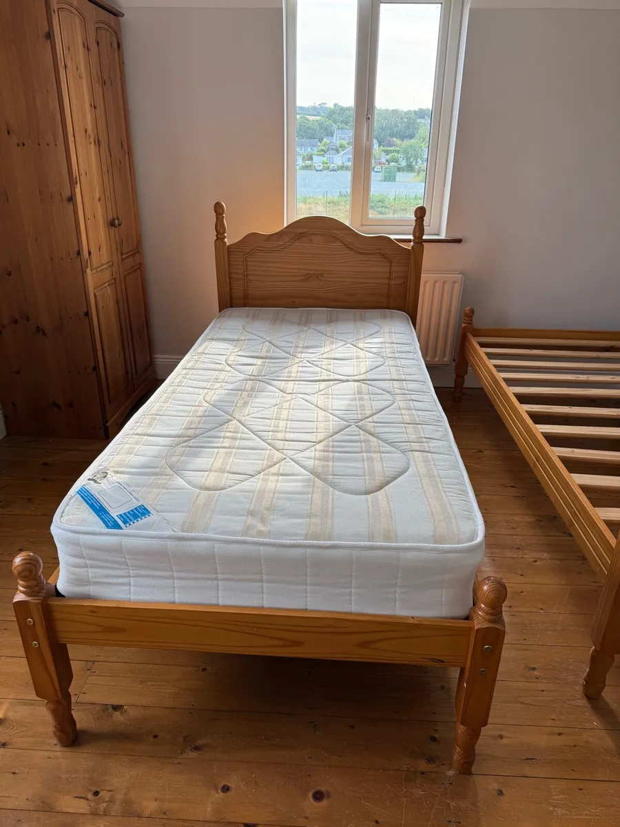 Single Bed includes mattress - Image 1