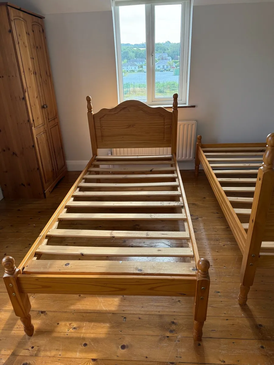Single Bed includes mattress - Image 2