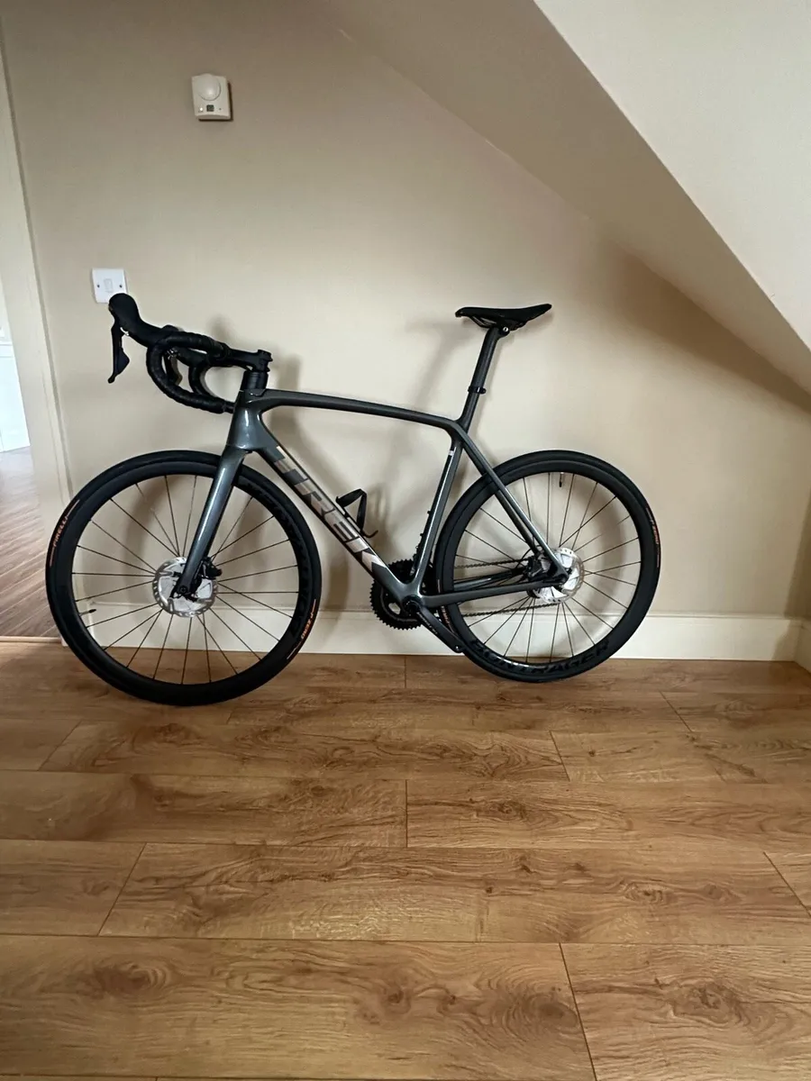 Trek Emonda SL6 Pro 56cm - Image 1