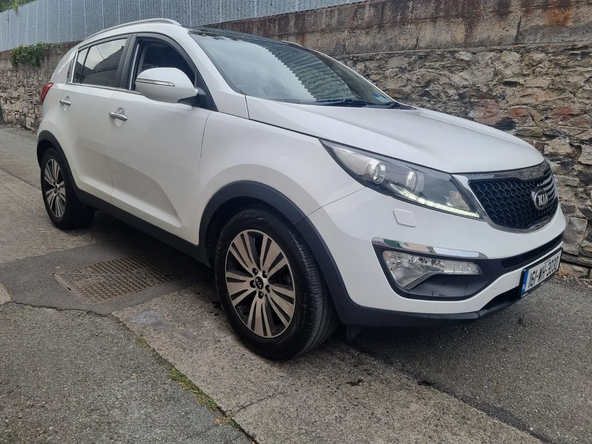 Kia Sportage 2016 - Image 2