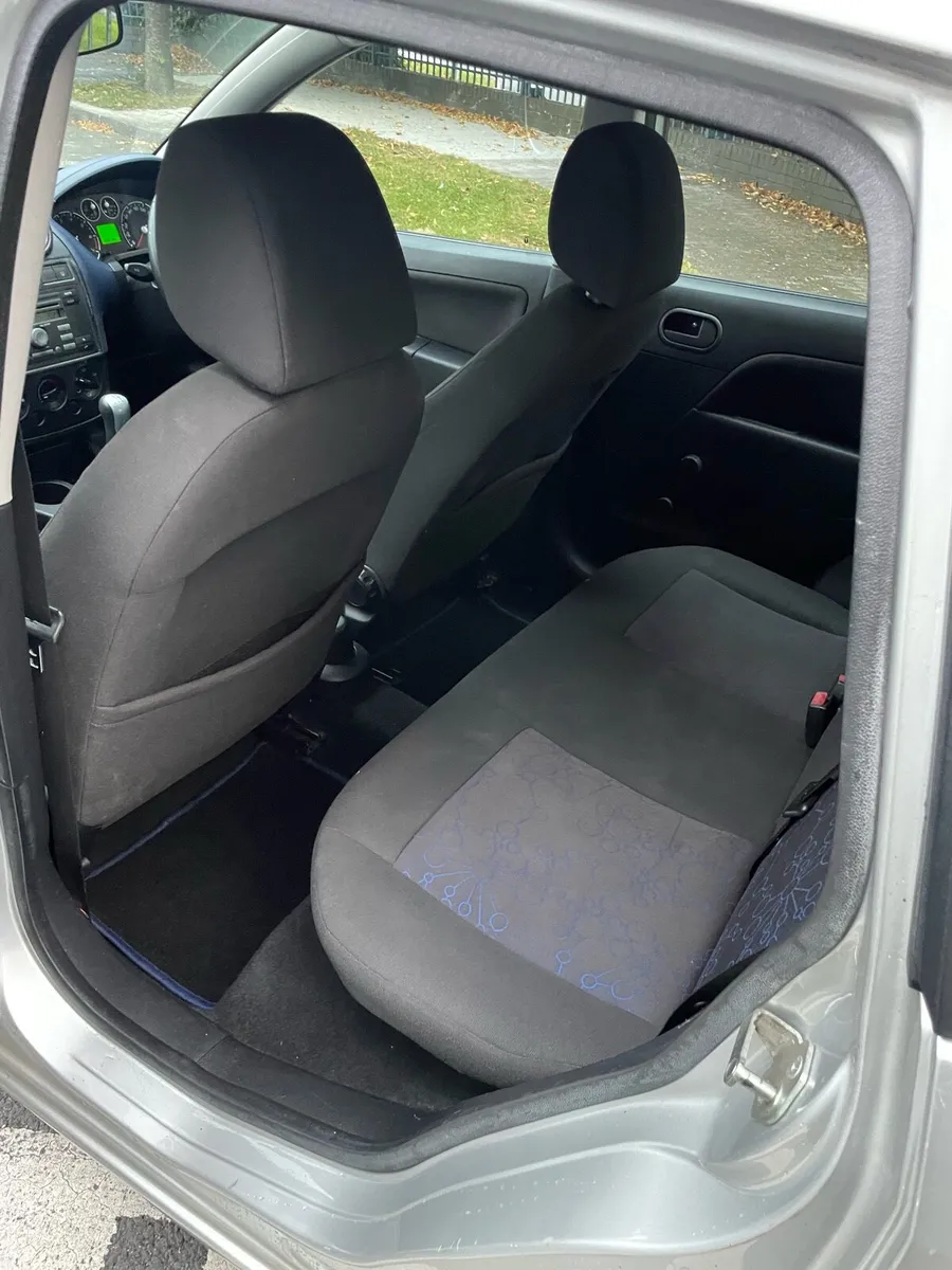 07 Ford fiesta - Image 4