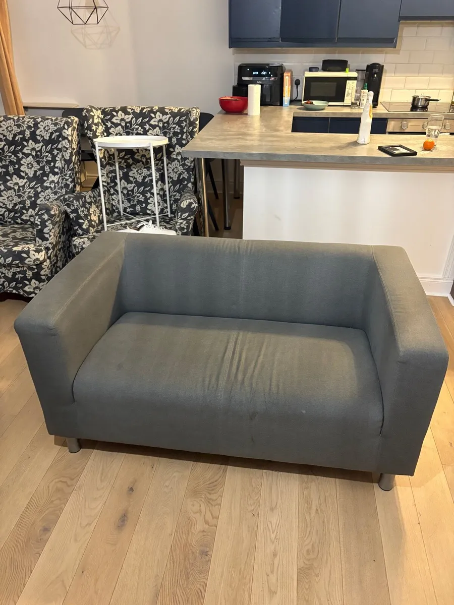 Couch - Image 2