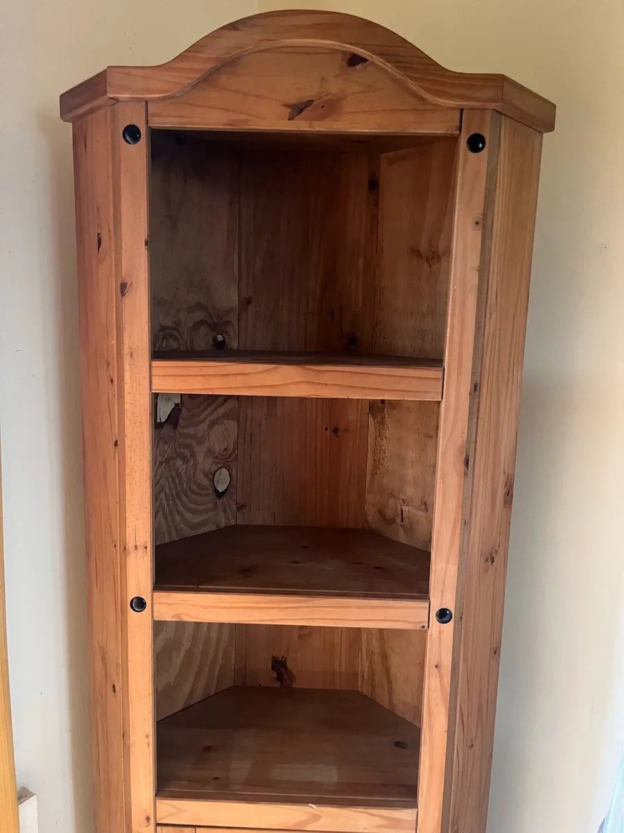 Mexican pine corner dresser - Image 3