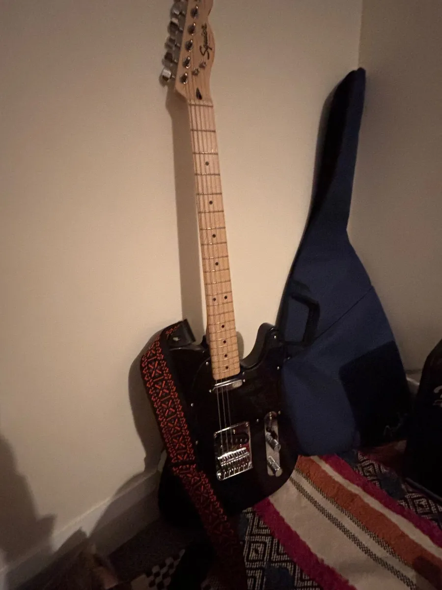 Fender guitar and amplifier - Image 1