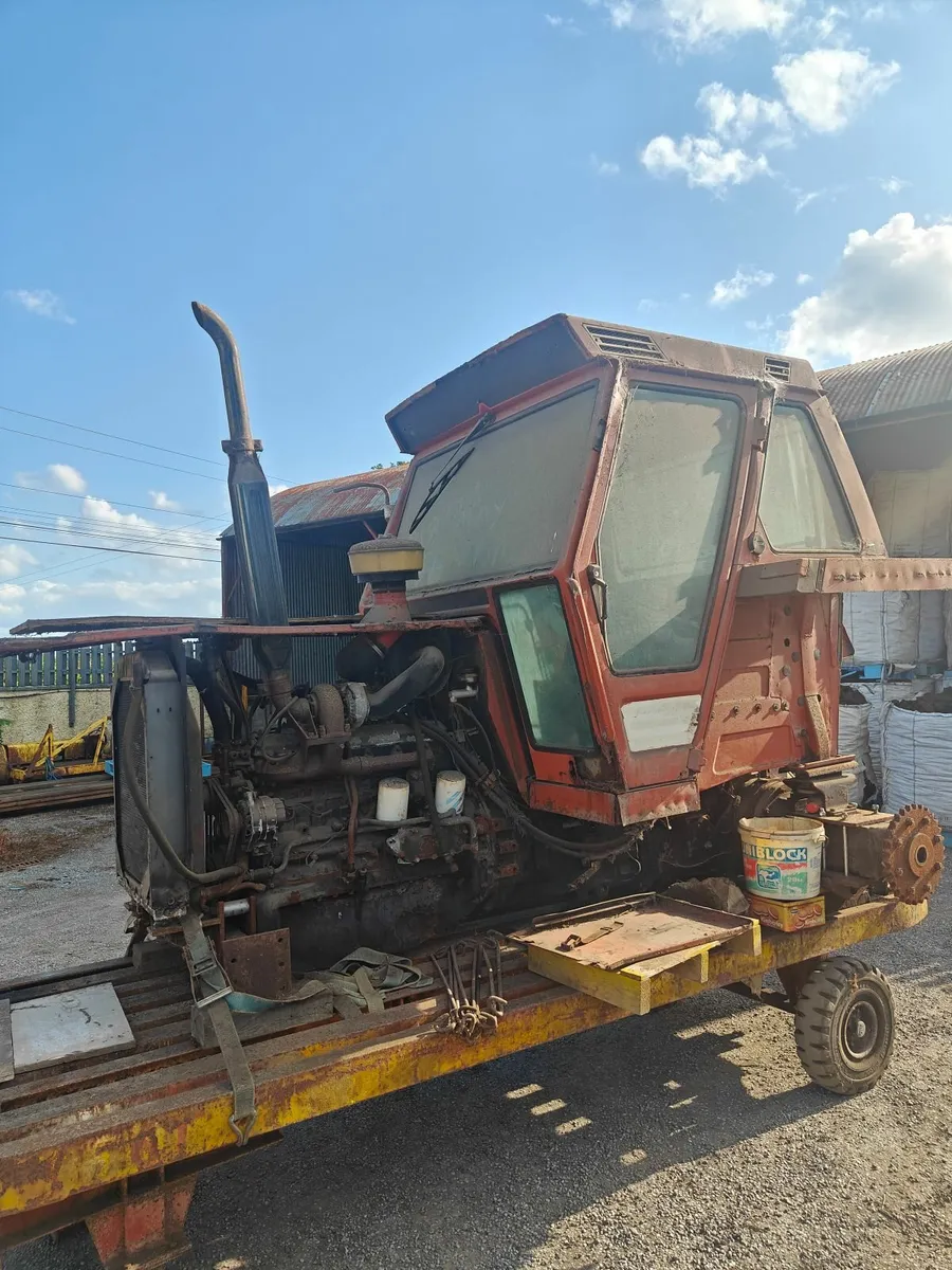 1280DT Fiat & Turf hopper - Image 3