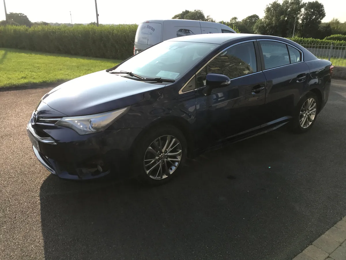 Toyota Avensis Luna 1.6 Dsl 2017 - Image 3