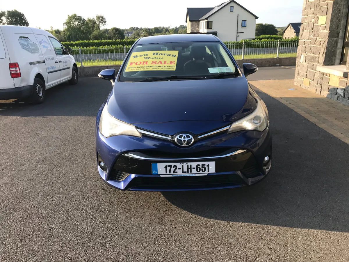 Toyota Avensis Luna 1.6 Dsl 2017 - Image 2