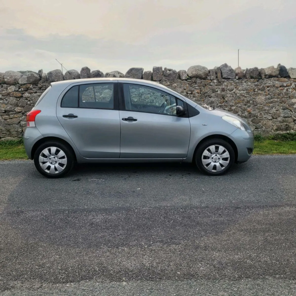 Toyota yaris 1.0cc - Image 3