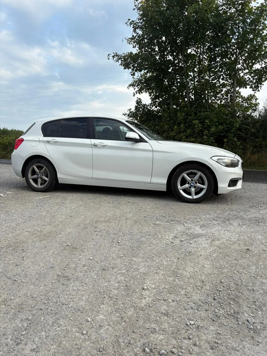 2015 BMW 1 Series - Image 3