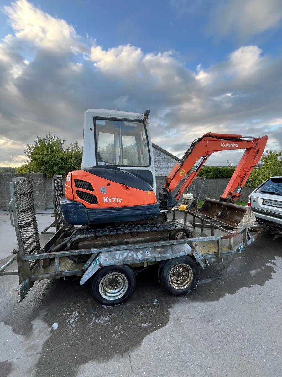 Kubota kx71-3 plus trailer and Rangerover crewcab - Image 3