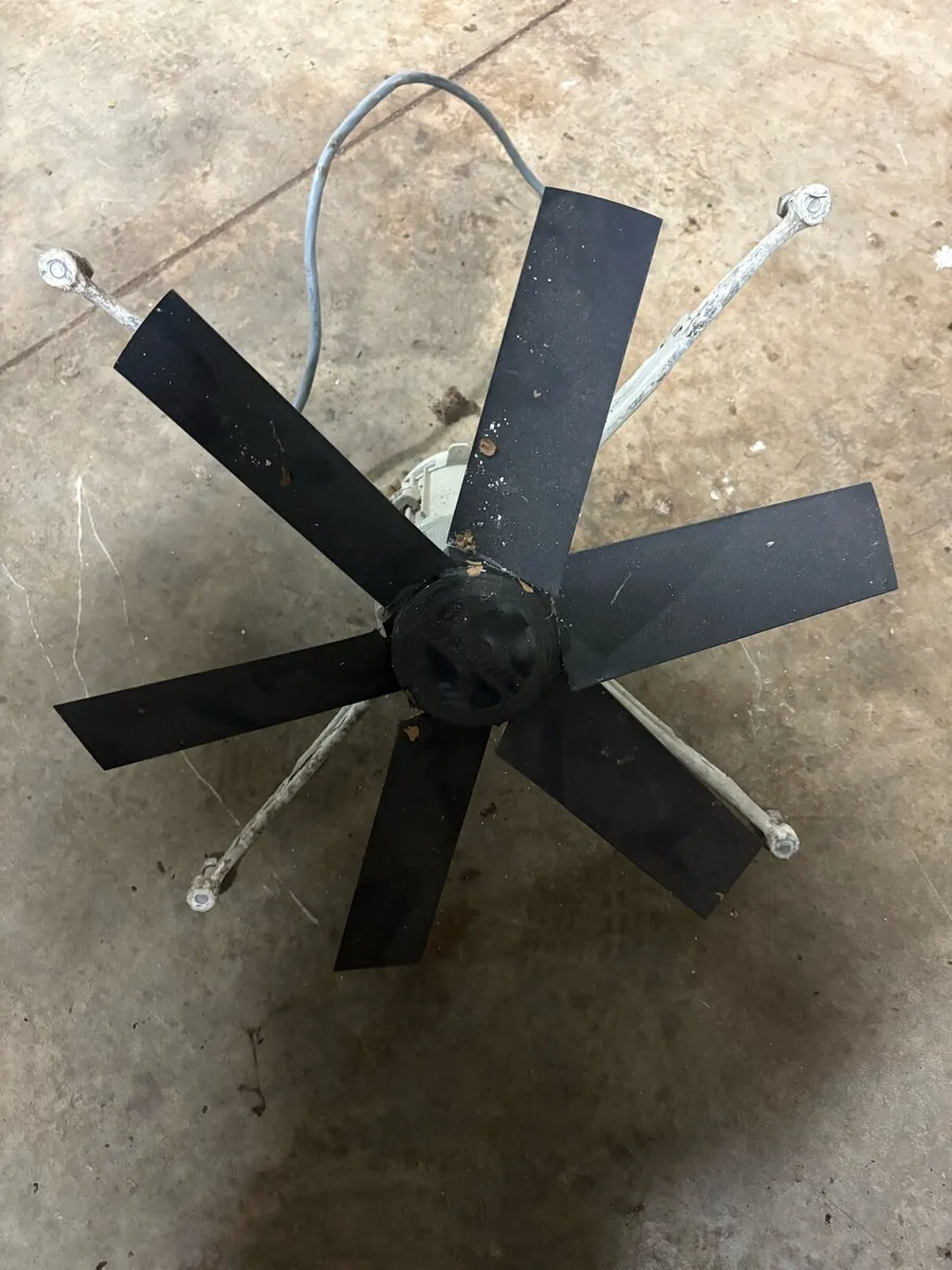Fancom Fans - Image 1
