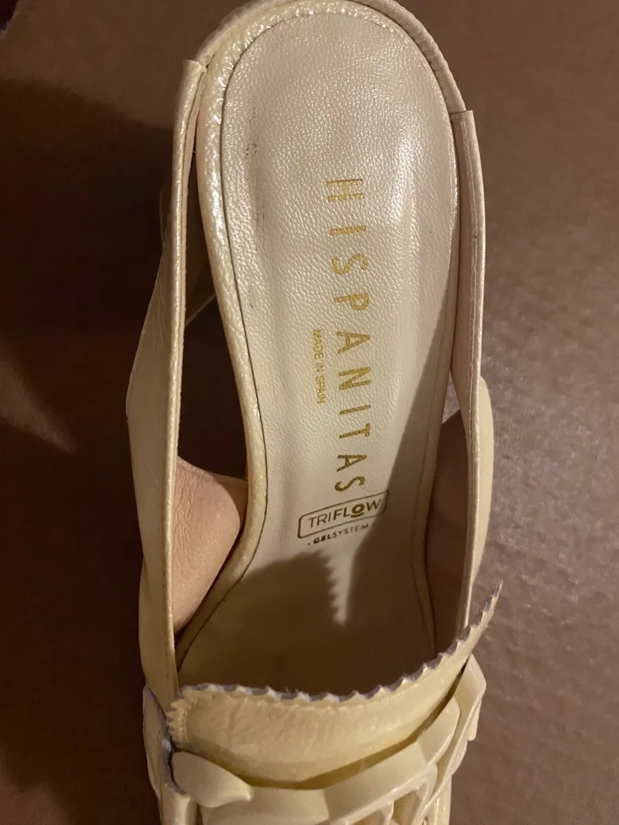 Sling back shoes (cream) size 4.5 - Image 3