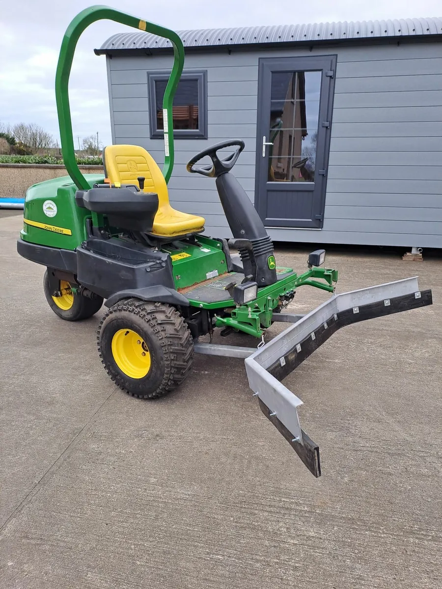 Yard scraper bobman quad massey new holland john d - Image 1