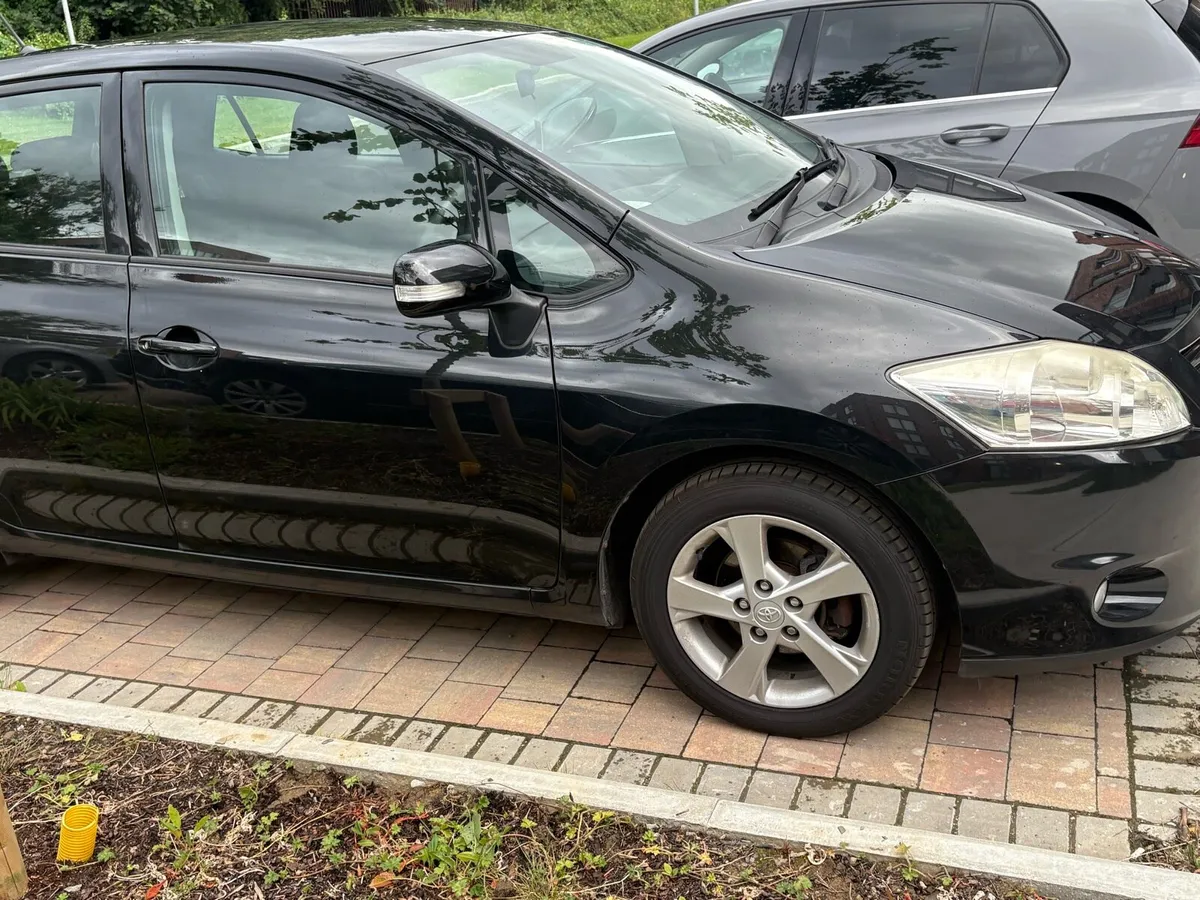 Toyota Auris - Image 4