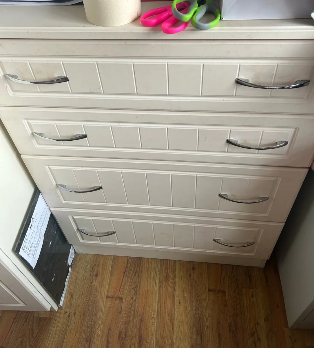 Wardrobe & chest of draws - Image 3