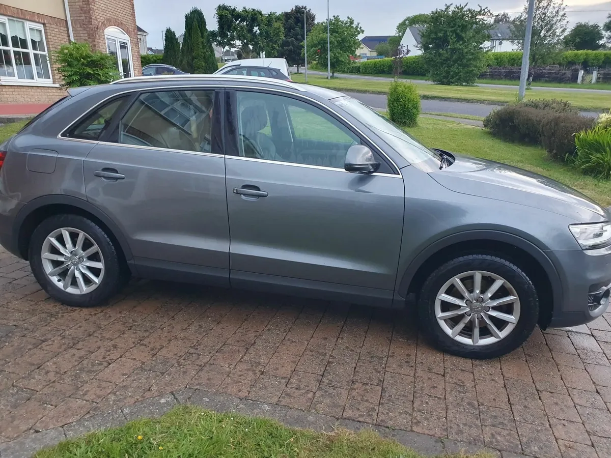 Audi Q3 2015 - Image 3