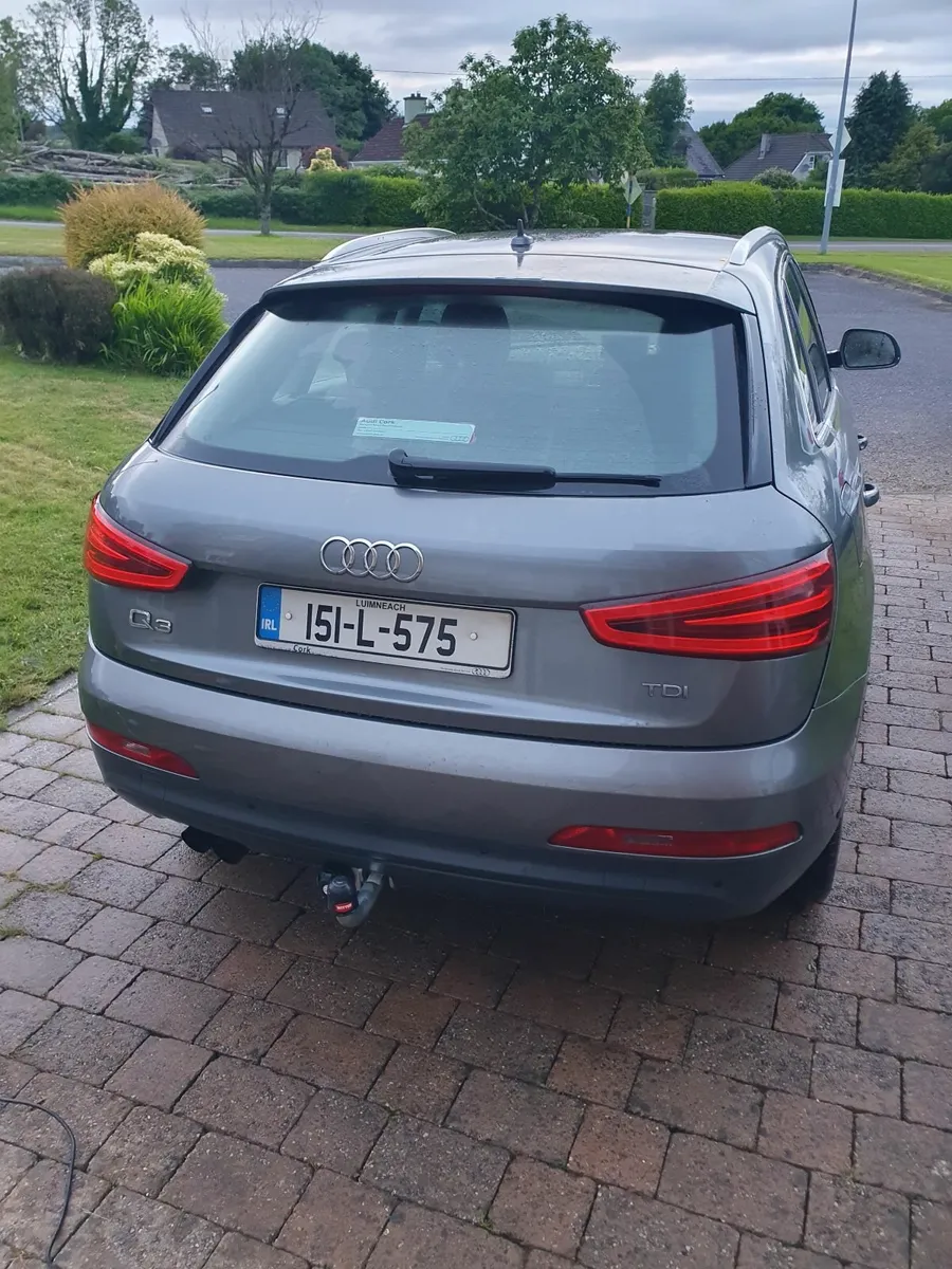 Audi Q3 2015 - Image 4