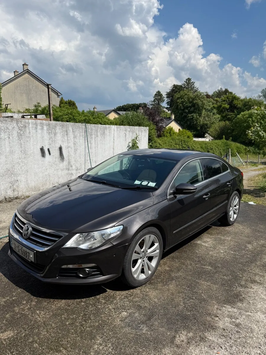 Volkswagen Passat 2011 - Image 3