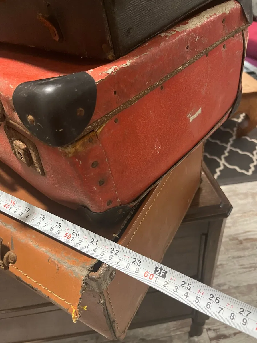 Vintage suitcase - Image 4