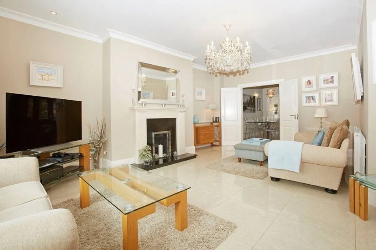 Beautiful Large Bevelled Mirror - Image 2