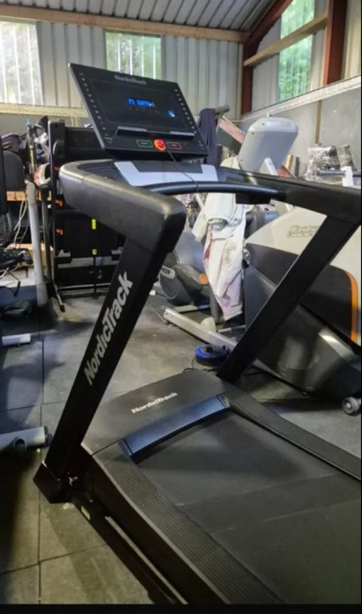 NORDICTRACK EXP5I TREADMILL BRAND NEW - Image 1