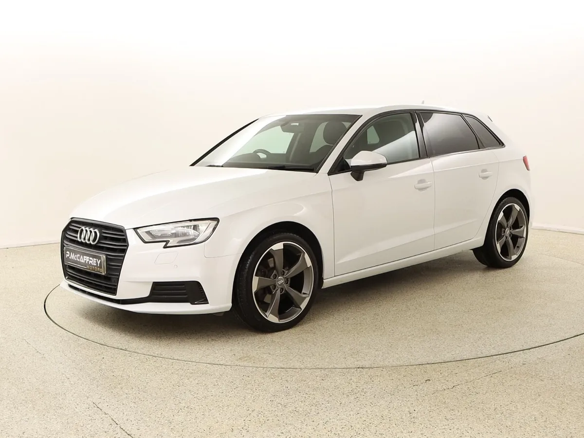 2017 Audi A3 1.6 TDI 110PS SPORT BLACK EDITION STY - Image 3