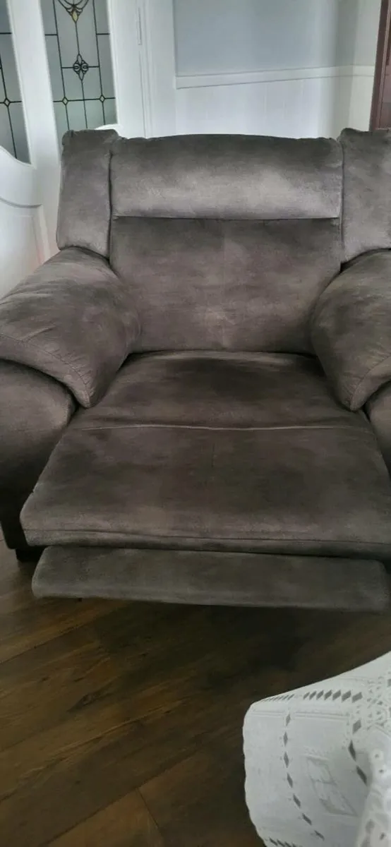 Furniture  - details in Description - Image 3