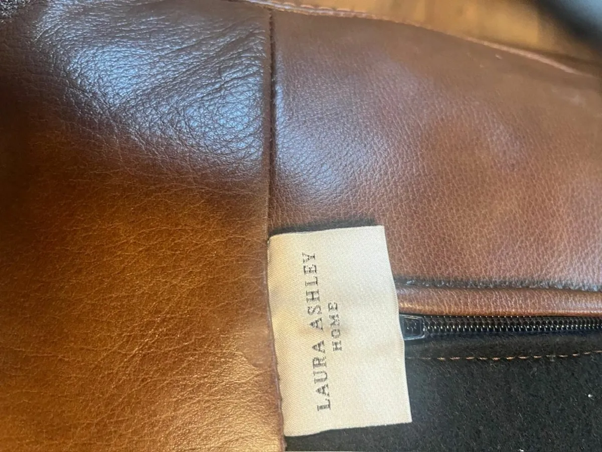 Leather corner couch - Image 3