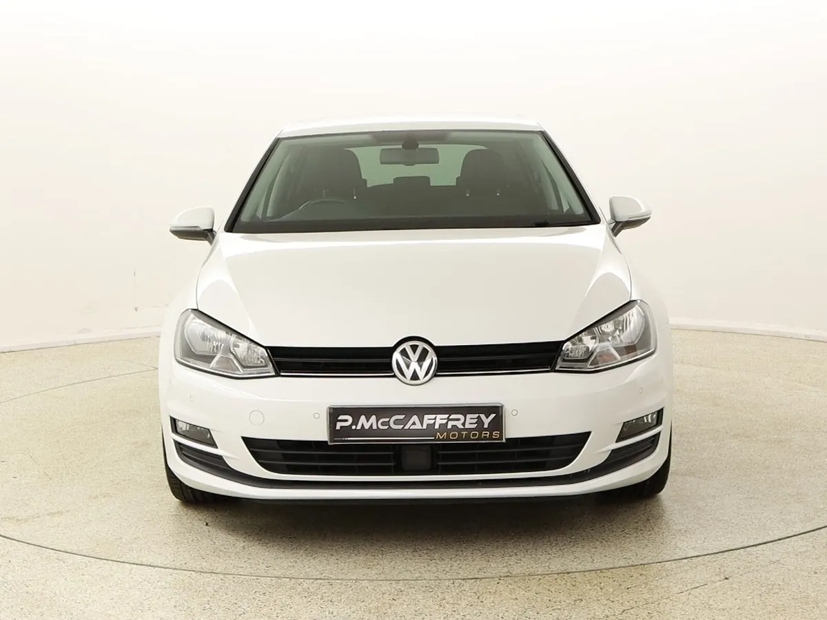 2015 Volkswagen Golf 1.6 TDI Match 110 BHP - Image 2