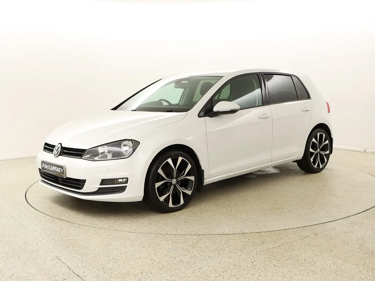2015 Volkswagen Golf 1.6 TDI Match 110 BHP - Image 3