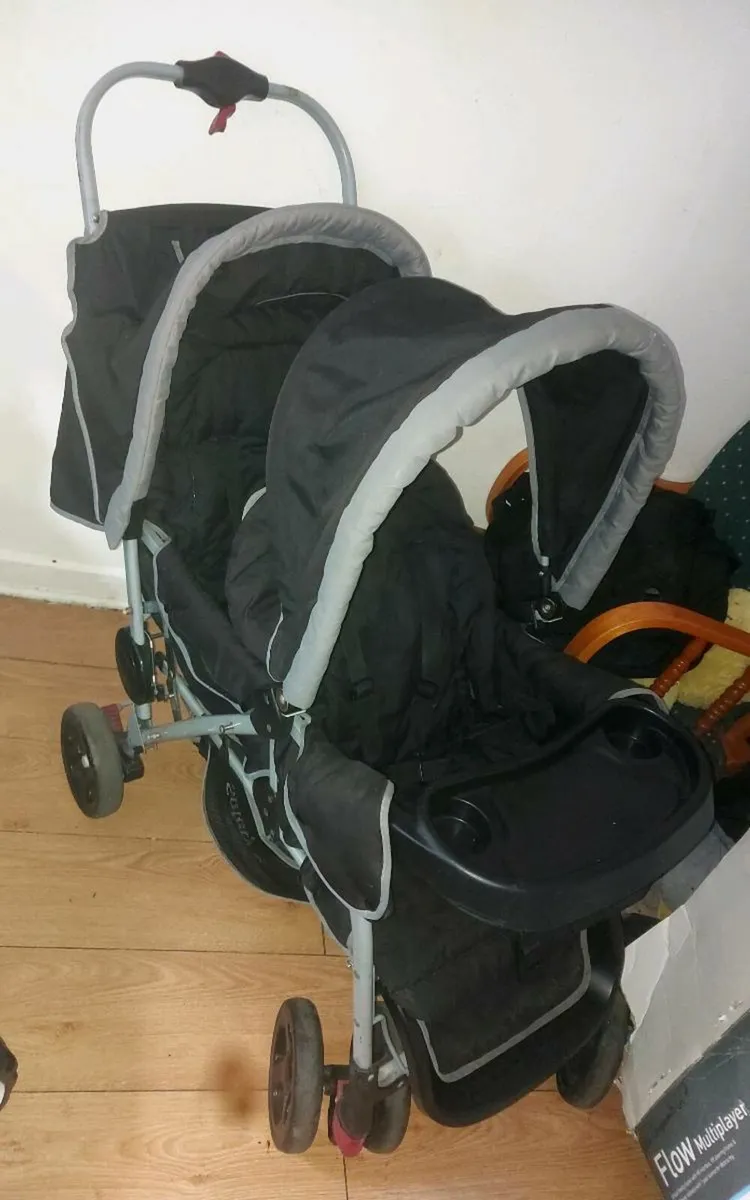 Double buggy - Image 1
