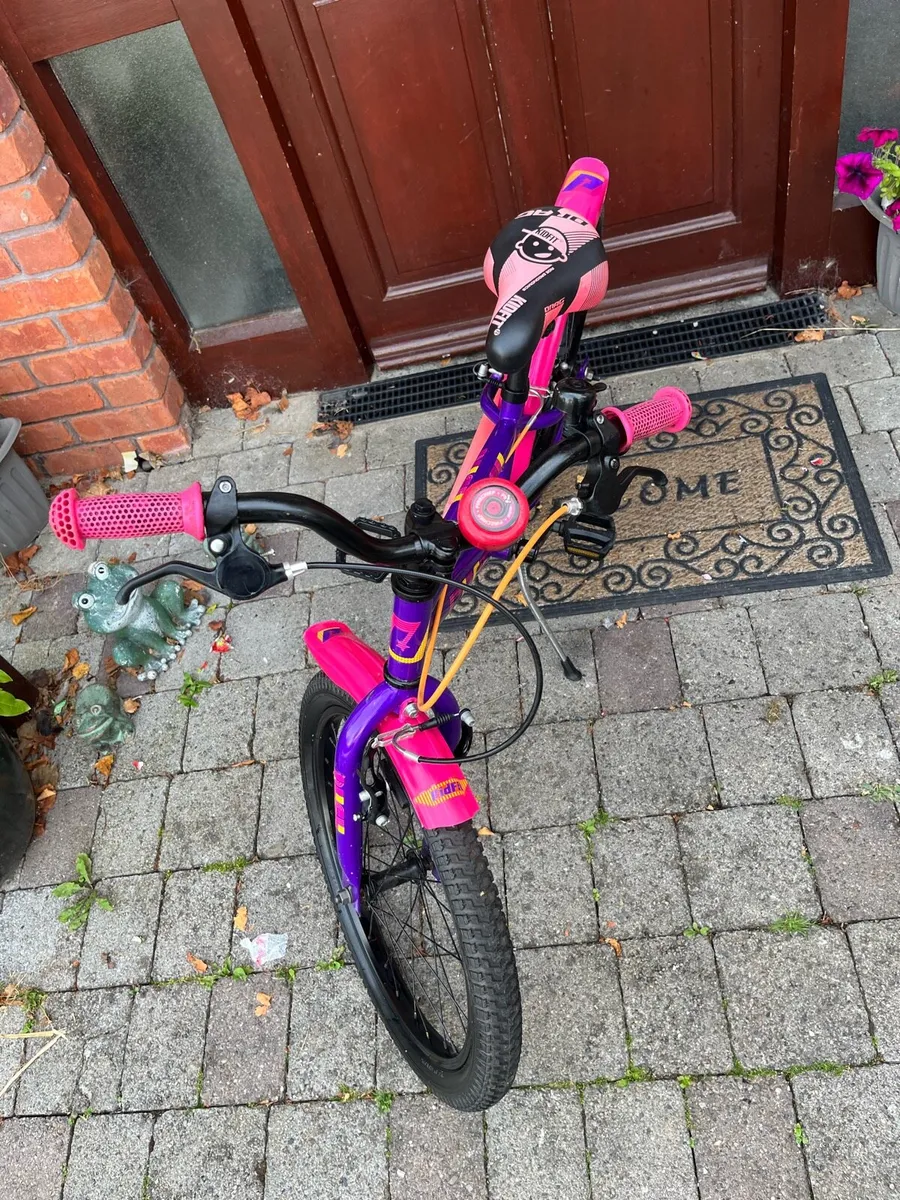 Girls bike - Image 3