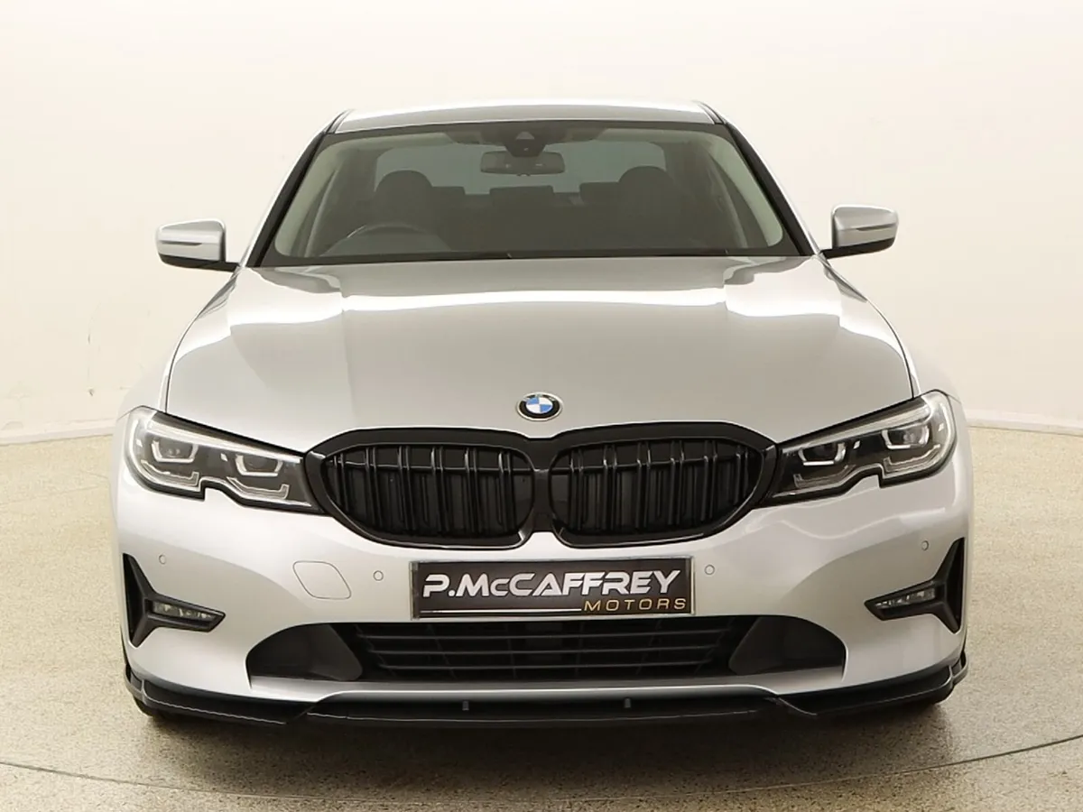 2020 BMW 318D SE AUTO G20 M-PERFORMANCE KIT LEATHE - Image 2