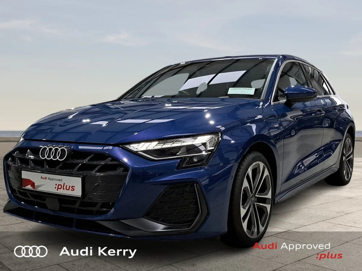 Audi A3 SPORTBACK TFSI E S-LINE - Image 3