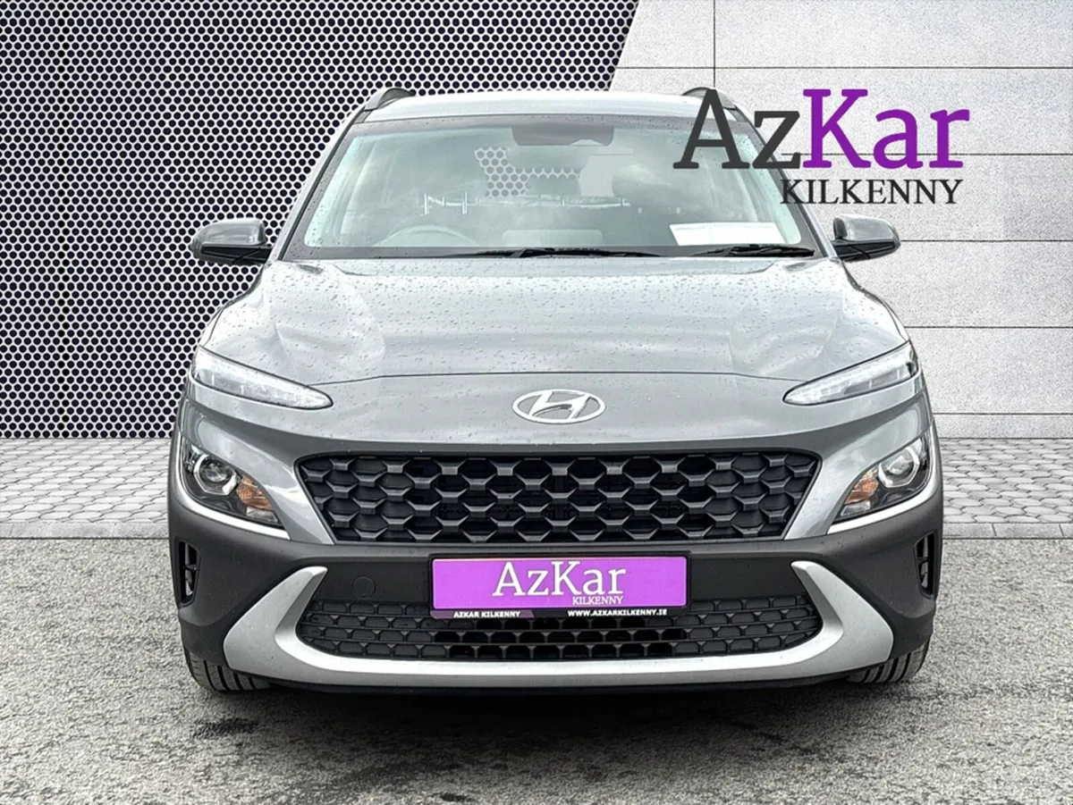 Hyundai KONA 2022 SE CONNECT GDI PETROL HYBRID 140 - Image 3