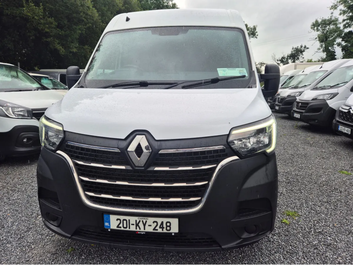 Renault Master FWD LM35 DCI 135 €21950 inc vat - Image 4