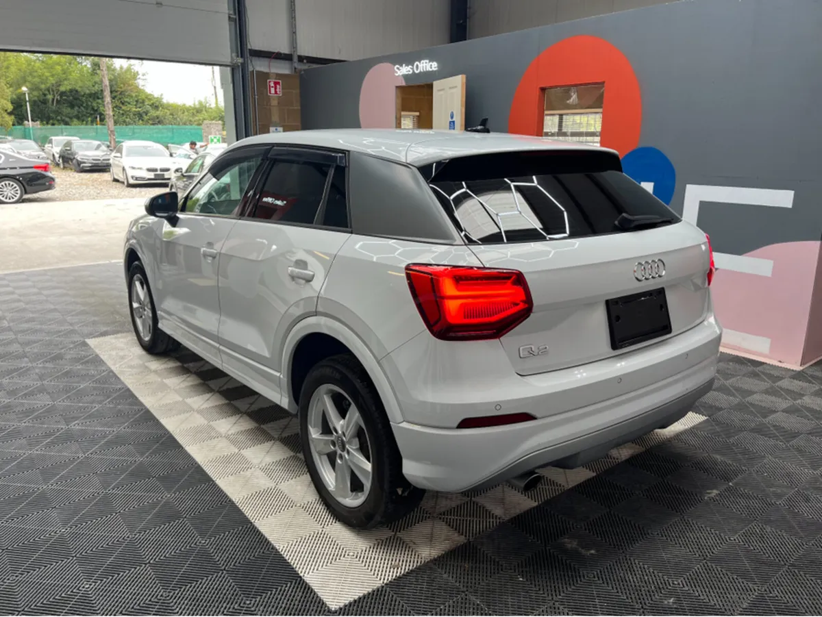 Audi Q2 1.0 TFSI SPORT / 29k KMs / REVERSE CAMERA - Image 4