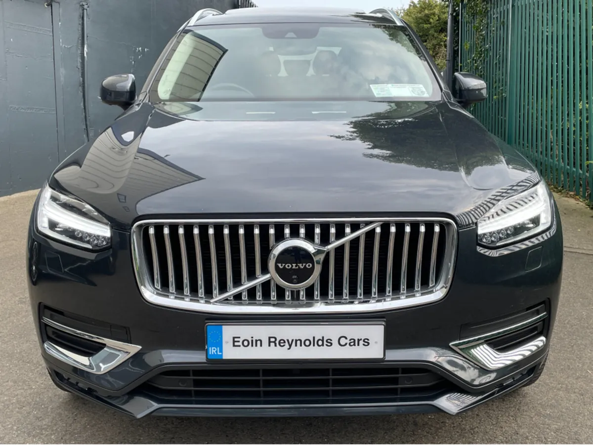 Volvo XC90 2.0 B5 INSCRIPTION AWD 233PS LOW KMS!! - Image 3